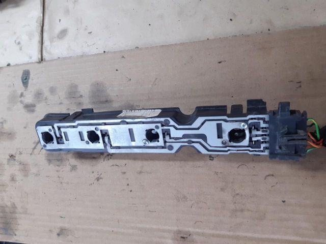 bontott FORD TRANSIT Bal Hátsó Lámpa Foglalat