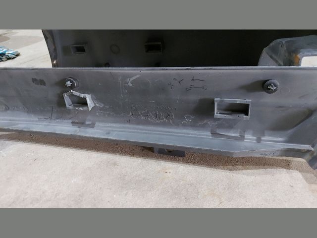 bontott FORD TRANSIT Bal hátsó Lökhárító Sarok (Műanyag)