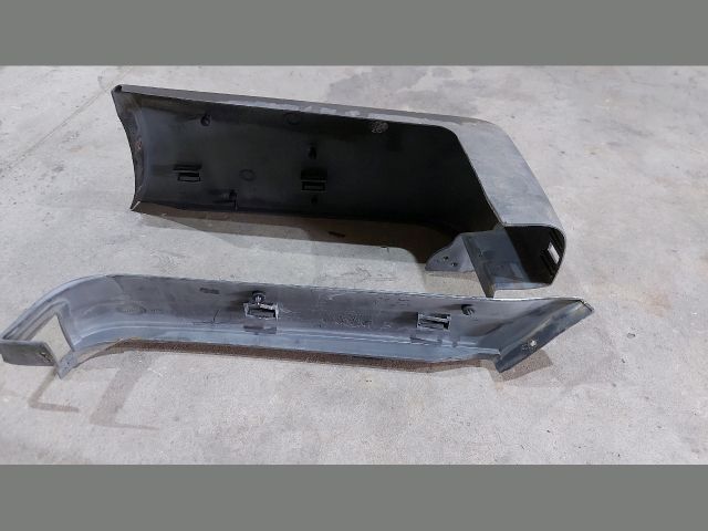 bontott FORD TRANSIT Bal hátsó Lökhárító Sarok (Műanyag)