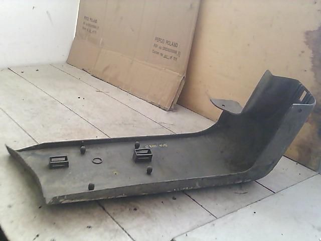 bontott FORD TRANSIT Bal hátsó Lökhárító Sarok (Műanyag)