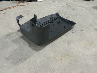 bontott FORD TRANSIT Bal hátsó Lökhárító Sarok (Műanyag)