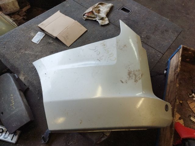 bontott FORD TRANSIT Bal hátsó Lökhárító Sarok (Műanyag)