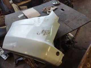 bontott FORD TRANSIT Bal hátsó Lökhárító Sarok (Műanyag)