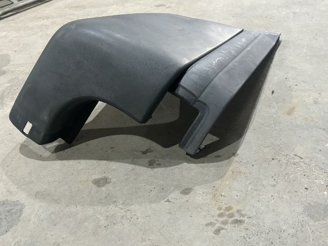 bontott FORD TRANSIT Bal hátsó Lökhárító Sarok (Műanyag)