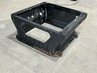 bontott FORD TRANSIT Bal hátsó Ülés Rögzítő