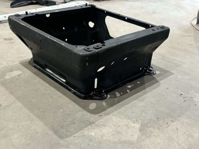 bontott FORD TRANSIT Bal hátsó Ülés Rögzítő