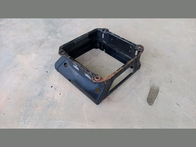 bontott FORD TRANSIT Bal hátsó Ülés Rögzítő