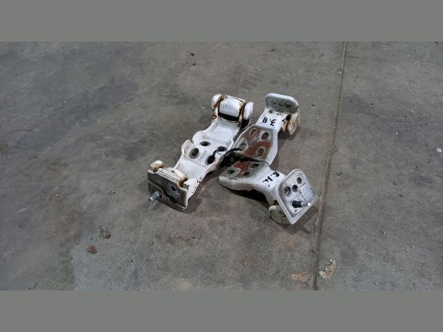 bontott FORD TRANSIT Bal hátsó Zsanér