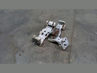 bontott FORD TRANSIT Bal hátsó Zsanér