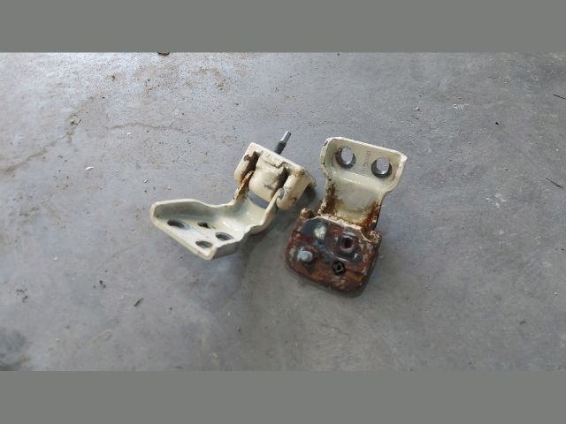 bontott FORD TRANSIT Bal hátsó Zsanér