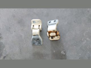 bontott FORD TRANSIT Bal hátsó Zsanér