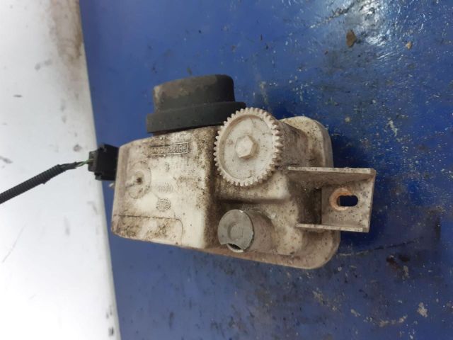 bontott FORD TRANSIT Bal Ködfényszóró