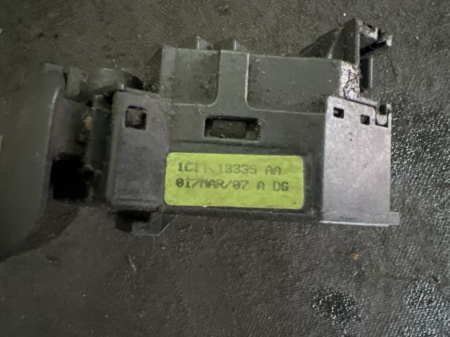 bontott FORD TRANSIT Bal Kormánykapcsoló Irányjelző