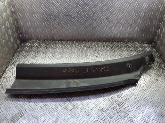 bontott FORD TRANSIT Bal Szélvédő Alatti Vízelvezető Műanyag