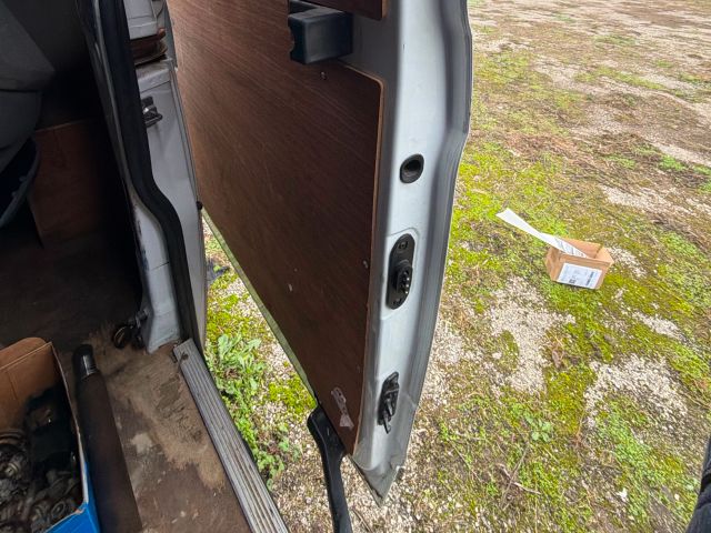 bontott FORD TRANSIT Bal Tolóajtó (Részeivel)