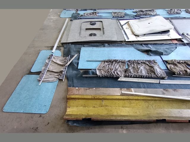 bontott FORD TRANSIT Beltéri Dekor Szett