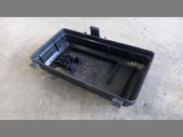 bontott FORD TRANSIT Biztosítéktábla Doboz