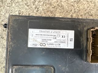 bontott FORD TRANSIT Biztosítéktábla Doboz