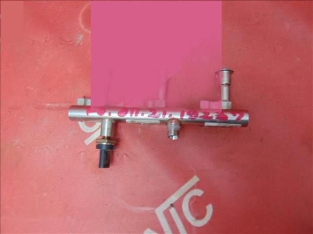 bontott FORD TRANSIT CONNECT Porlasztó Sor / Híd