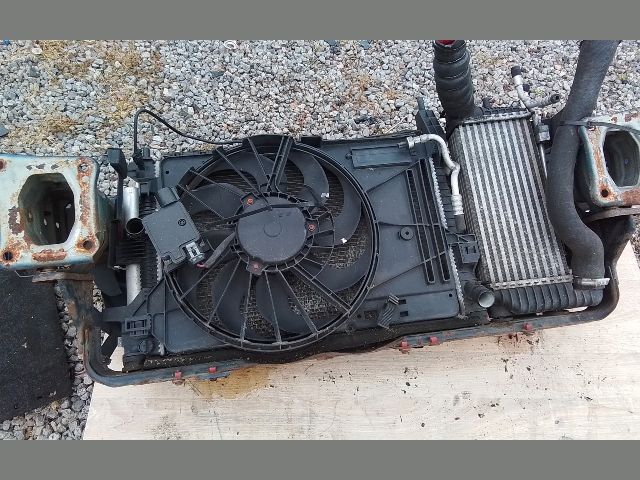 bontott FORD TRANSIT CONNECT Komplett Homlokfal (Részeivel)