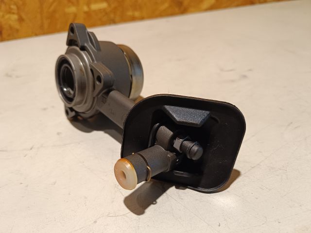 bontott FORD TRANSIT CONNECT Kinyomó Csapágy