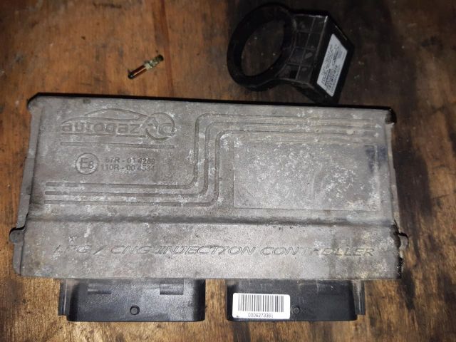 bontott FORD TRANSIT CONNECT Motorvezérlő