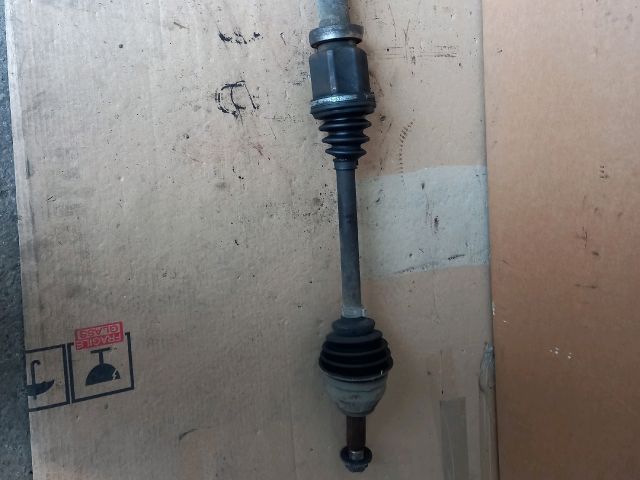 bontott FORD TRANSIT CONNECT Jobb Féltengely