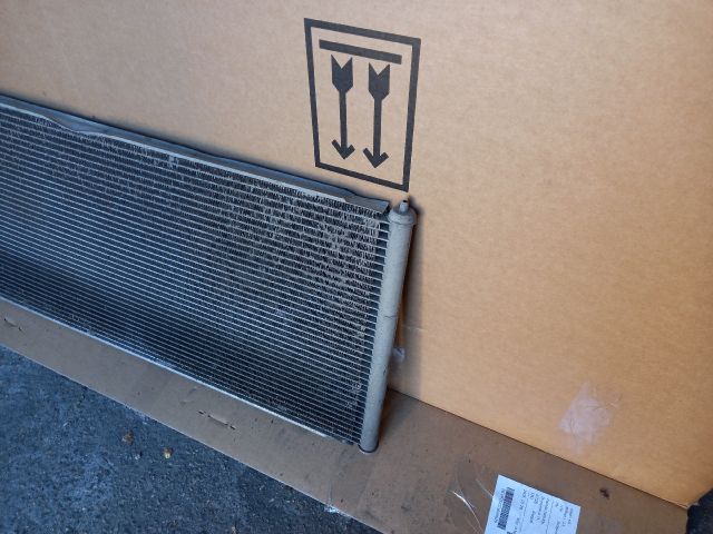 bontott FORD TRANSIT CONNECT Klímahűtő Radiátor