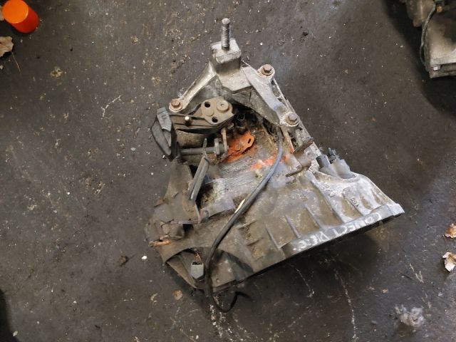 bontott FORD TRANSIT CONNECT Váltó (Mechanikus)