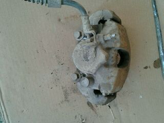 bontott FORD TRANSIT CONNECT Bal első Féknyereg Munkahengerrel