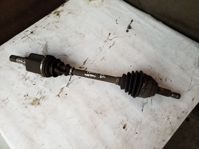 bontott FORD TRANSIT CONNECT Bal Féltengely