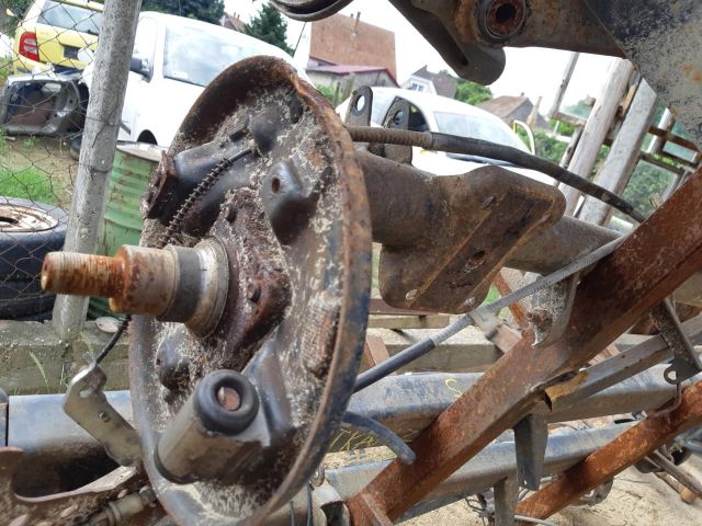 bontott FORD TRANSIT CONNECT Hátsó Híd (Dobfékes)