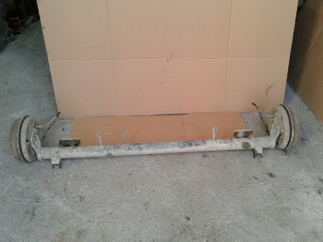 bontott FORD TRANSIT CONNECT Hátsó Híd (Dobfékes)