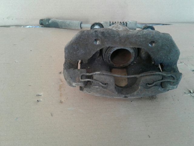 bontott FORD TRANSIT CONNECT Jobb első Féknyereg Munkahengerrel