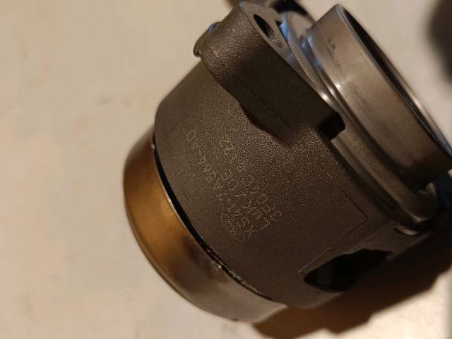 bontott FORD TRANSIT CONNECT Kinyomó Csapágy