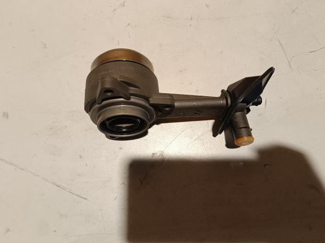 bontott FORD TRANSIT CONNECT Kinyomó Csapágy