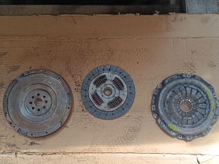 bontott FORD TRANSIT CONNECT Kuplung Szett Lendkerékkel