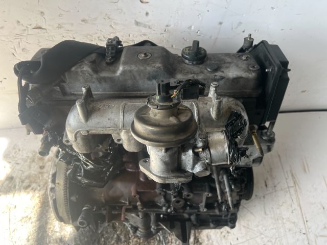 bontott FORD TRANSIT CONNECT Motor (Fűzött blokk hengerfejjel)