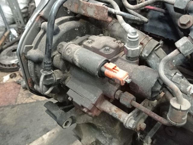 bontott FORD TRANSIT CONNECT Nagynyomású Szivattyú