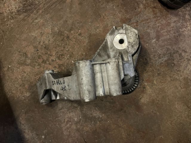 bontott FORD TRANSIT CONNECT Szervó Tartó Bak Szíjfeszítővel