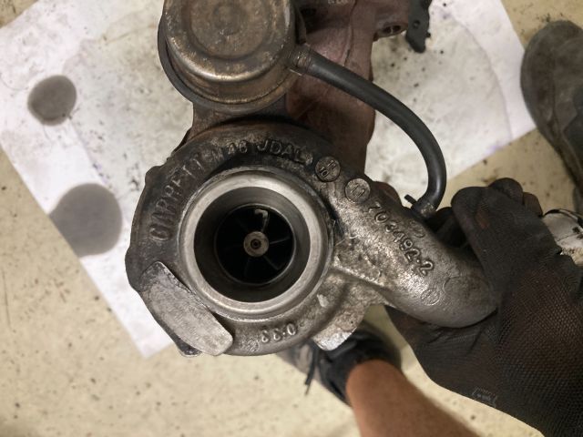 bontott FORD TRANSIT CONNECT Turbó