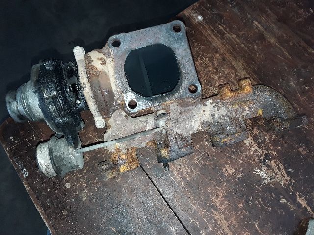 bontott FORD TRANSIT CONNECT Turbó