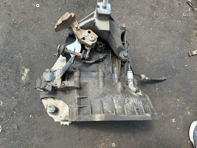 bontott FORD TRANSIT CONNECT Váltó (Mechanikus)