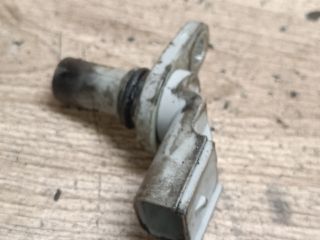 bontott FORD TRANSIT CONNECT Vezérműtengely Fordulatszám Jeladó