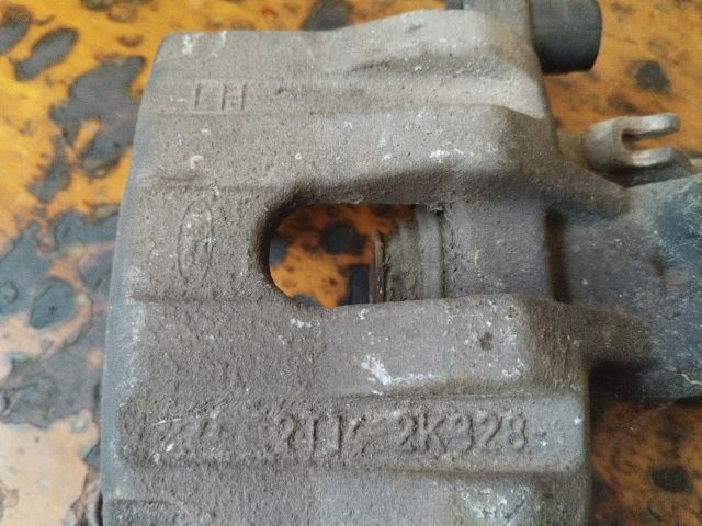 bontott FORD TRANSIT CONNECT Bal hátsó Féknyereg Munkahengerrel