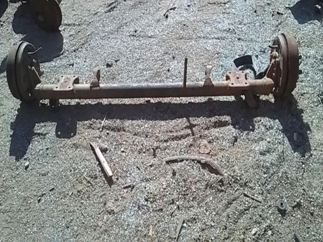 bontott FORD TRANSIT CONNECT Hátsó Híd (Dobfékes)