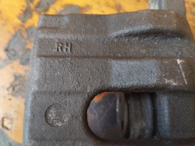 bontott FORD TRANSIT CONNECT Jobb hátsó Féknyereg Munkahengerrel