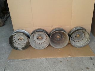 bontott FORD TRANSIT CONNECT Acélfelni Szett