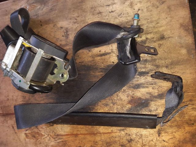 bontott FORD TRANSIT CONNECT Bal első Biztonsági Öv