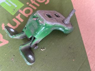 bontott FORD TRANSIT CONNECT Bal első Felső Zsanér